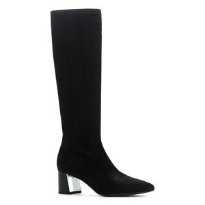 NWOT DONALD J PLINER SOUMA Black Suede Boots
Size 8.5